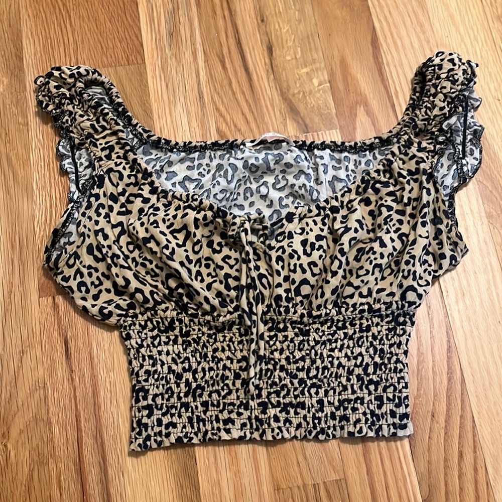 Cheetah print short sleeve blouse